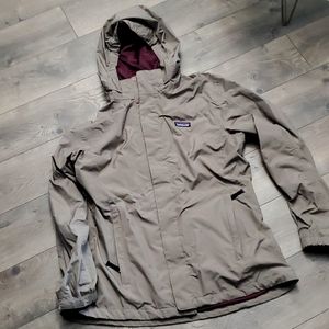 Patagonia windbreaker